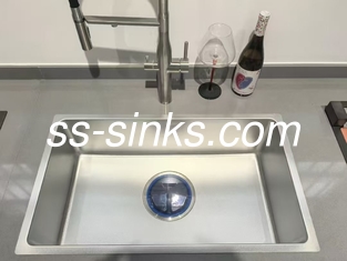 Customized Stainless Steel Single Bowl Sink for Kitchen Square and Timeless Design