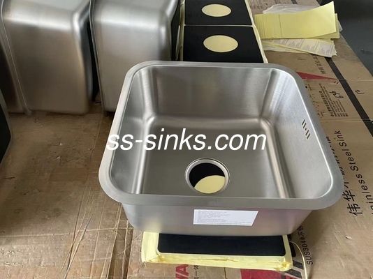 40*40cm Square Single Bowl Undermount Sink Easy To Install For Cabinet