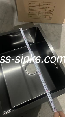 Stainless Steel Kitchen Single Bowl Sink With Easy To Clean Drainer And Durable Material