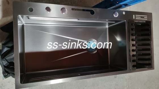 Grid Accessories Included 18/10 Chromium/Nickel Corner Stainless Steel Kitchen Sink