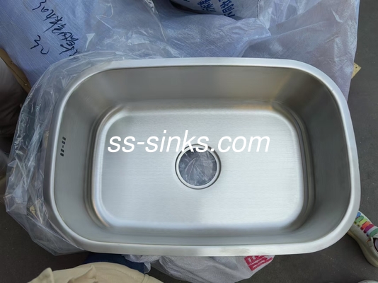 Create a Modern and Functional Kitchen with a 30 Inch Undermount Kitchen Sink