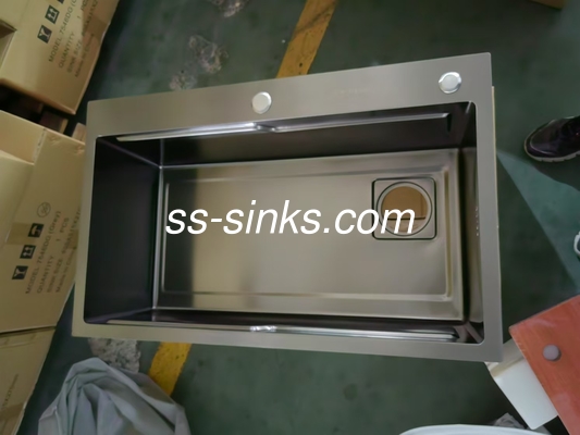 Black Undermount Stainless Steel Kitchen Sink With 1.2mm Thickness And Easy Cleaning
