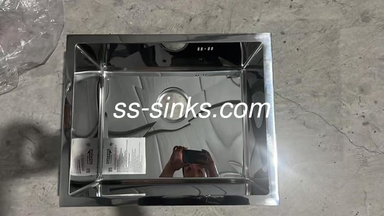 18/10 Nickel Steel Material Stainless Steel Single Bowl Sink The Perfect Addition to Your Kitchen