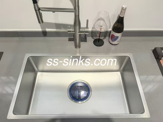 Customized Stainless Steel Single Bowl Sink for Kitchen Square and Timeless Design